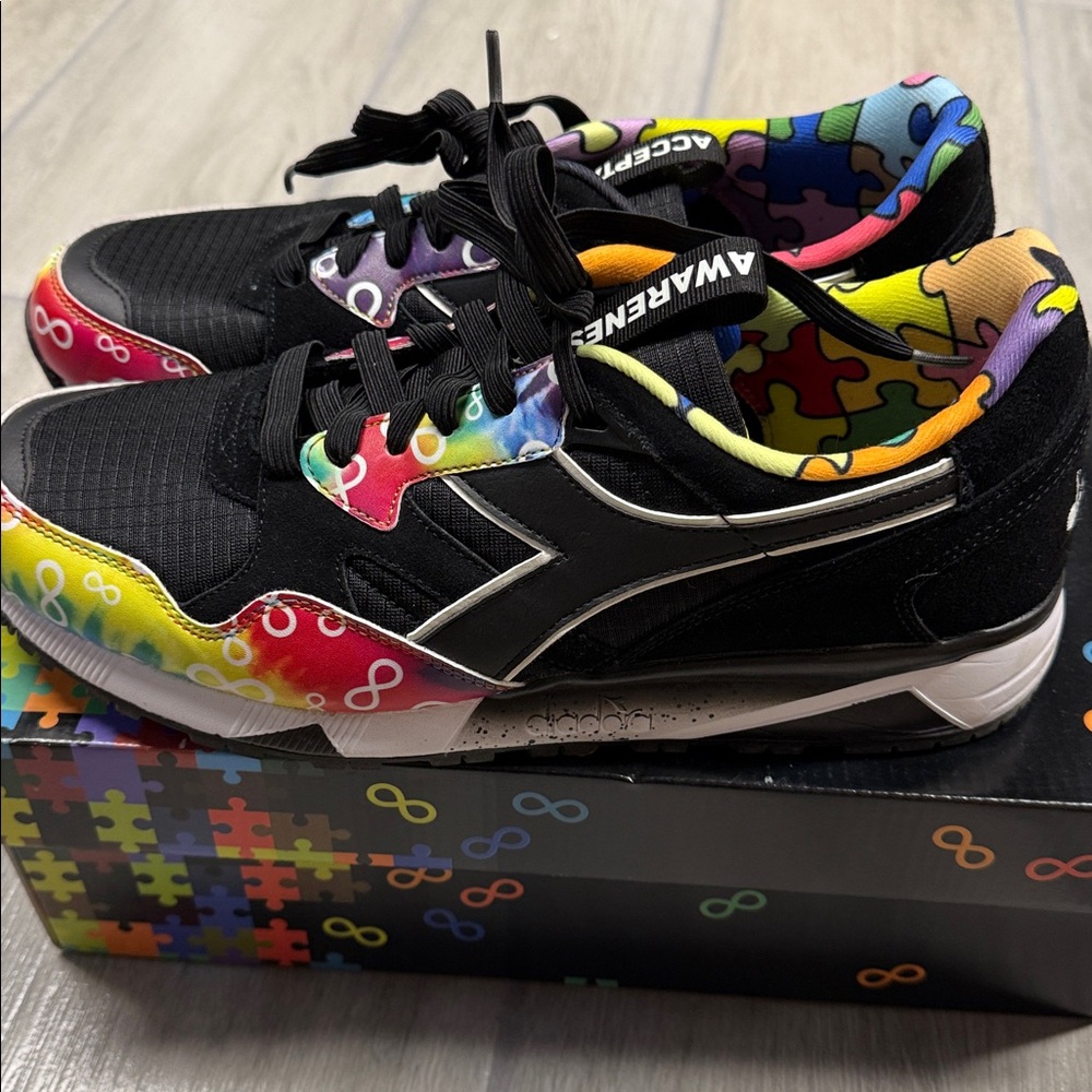 Diadora Men’s sneakers. Autism awareness. Size 10